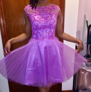 LAVENDER SEQUINED FORMAL/ PROM DRESS - SIZE SMALL